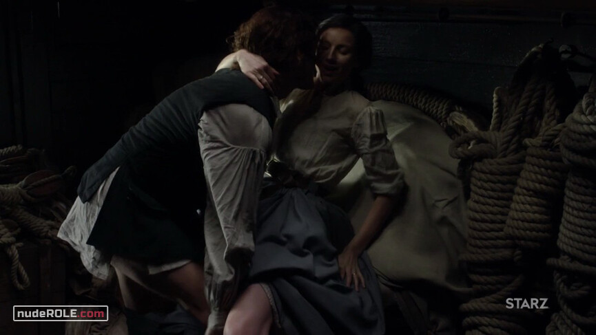 1. Claire Randall sexy – Outlander s03e09 (2017)