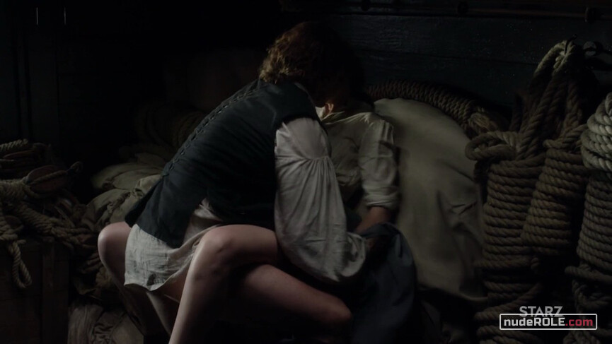 3. Claire Randall sexy – Outlander s03e09 (2017)