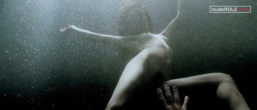 1. Maria Sullivan nude – Blueberry (2004)