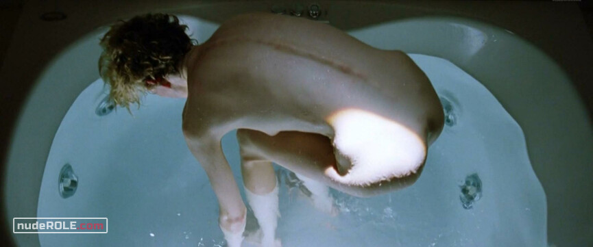 2. Alice Della Rocca nude – The Solitude of Prime Numbers (2010)