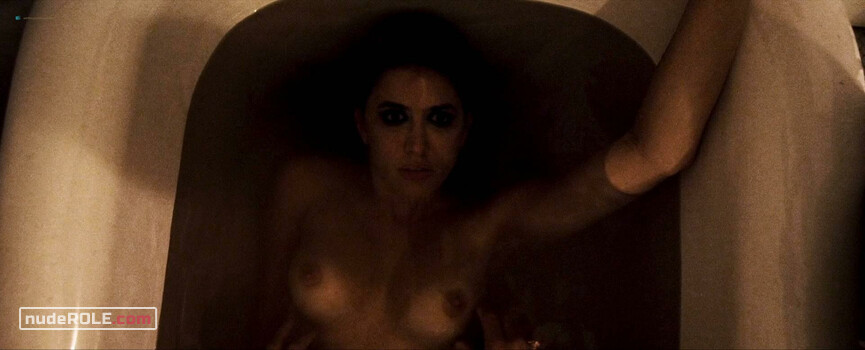 2. Natasha nude, Anita nude – The Haunting of Alice D (2014)