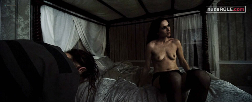 3. Natasha nude, Anita nude – The Haunting of Alice D (2014)