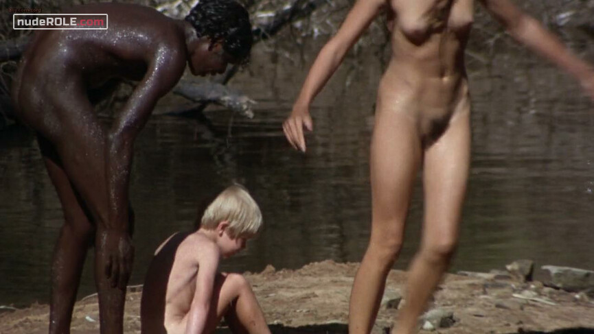 1. Girl nude – Walkabout (1971)