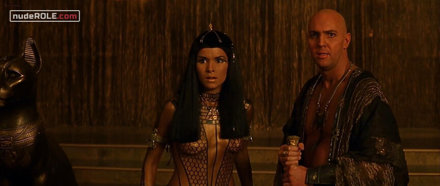 3. Anck-Su-Namum sexy – The Mummy (1999)