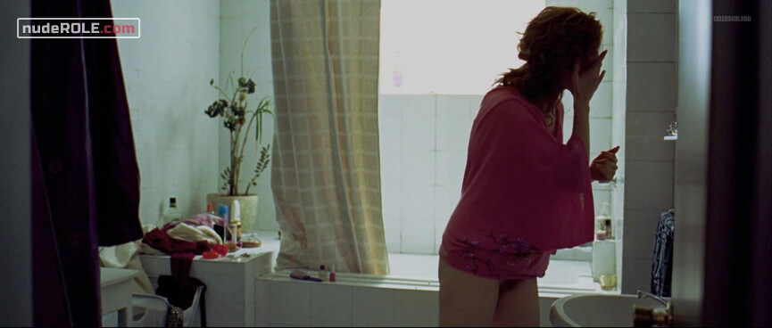 4. Julia nude – Julia (2008)