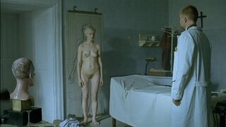 Gizella nude – Opium: Diary of a Madwoman (2007)