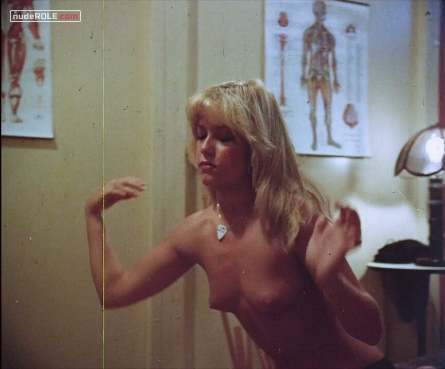 3. Pam nude, Kim nude, Sharon nude – Summer Camp (1979)