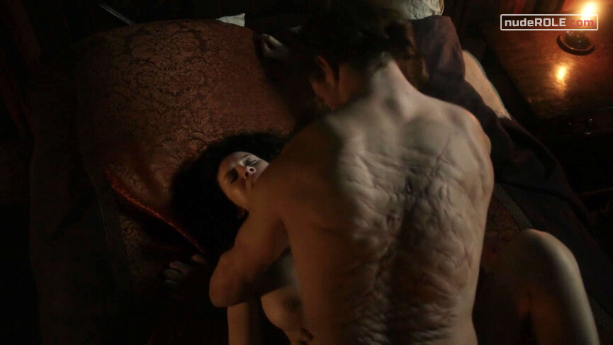 4. Claire Randall nude – Outlander s03e06 (2017)