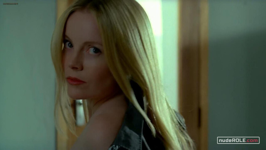 1. Kerry Stonebridge nude – Strike Back s02e01 (2011)