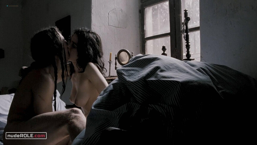 1. Barbara nude, Zuzanna nude – Janosik: A True Story (2009)