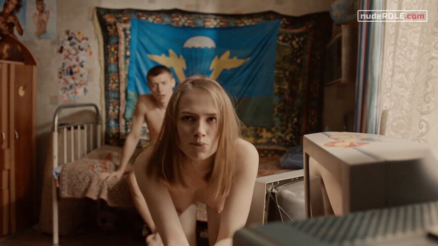 2. Yulya nude – Besstydniki s01e09 (2017)