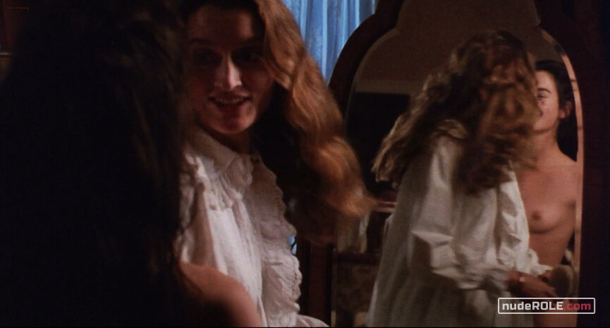 1. Young Sally nude – Mrs. Dalloway (1997)