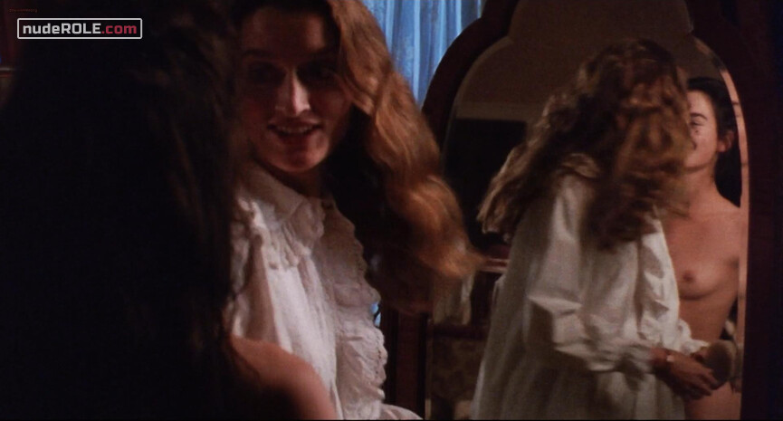 1. Young Sally nude – Mrs. Dalloway (1997)