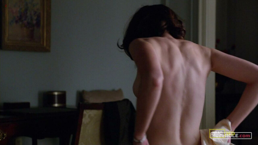 2. Beth Dawes sexy – Mad Men s05e13 (2012)