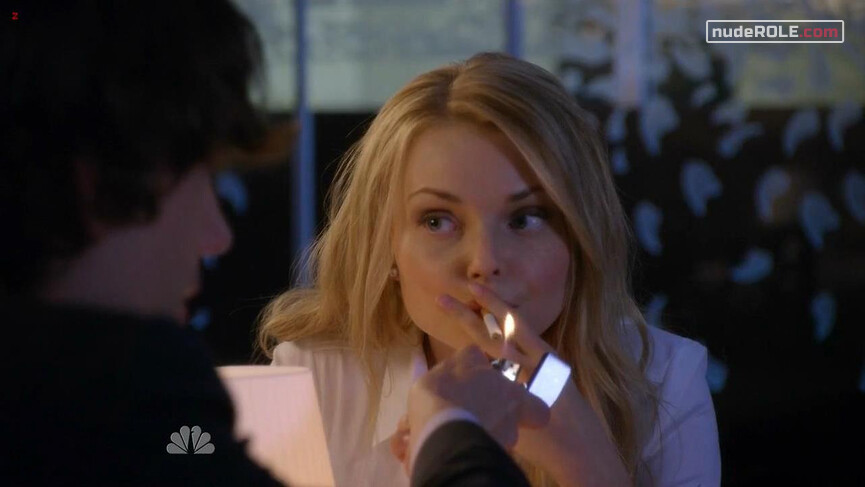 1. Audrey sexy – Love Bites s01e07 (2010)
