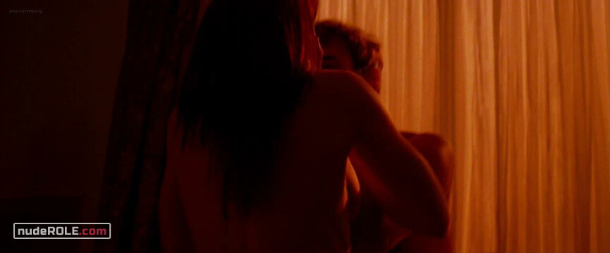 2. Daphne nude – I'm Yours (2011)