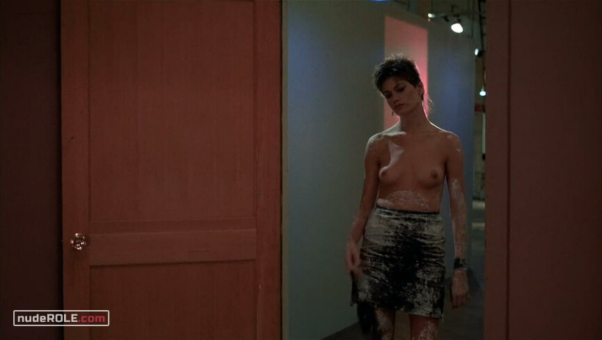 1. Kiki nude, Marcy sexy – After Hours (1985)