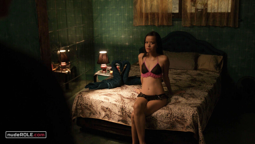 1. Caramel nude – Top of the Lake s02e02 (2017)