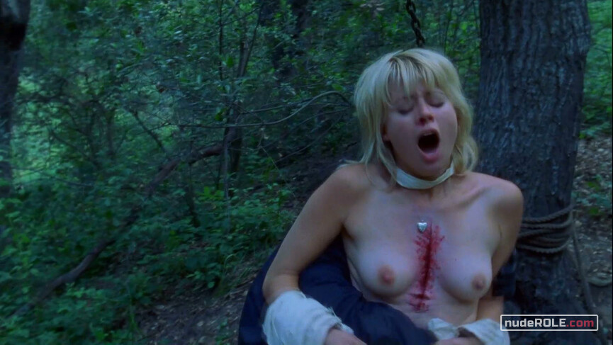 1. Amy Underhill nude, Darby Owens nude – Shallow Ground (2004)