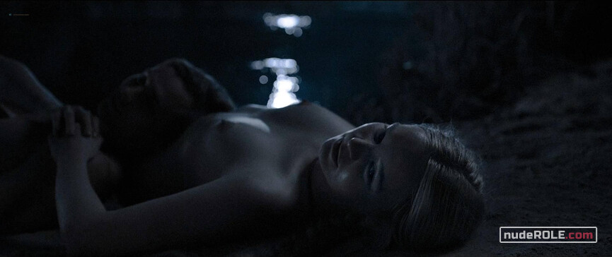 2. Zosia G?owacka nude – Hatred (2016)