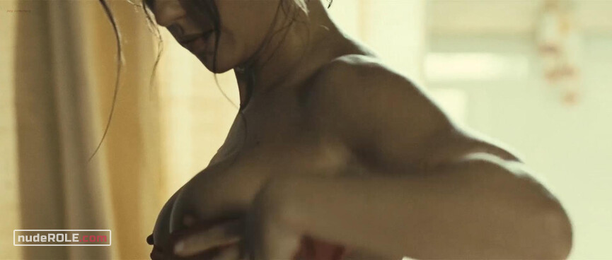 1. Clara nude – Sleep Tight (2011)