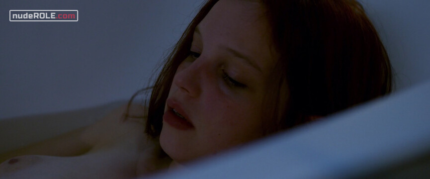 5. Karine nude – Orphan (2016)