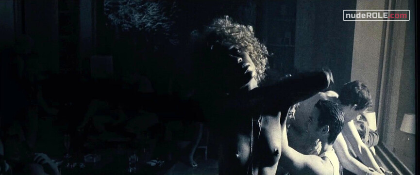 1. Bianca nude – Message from the King (2016)