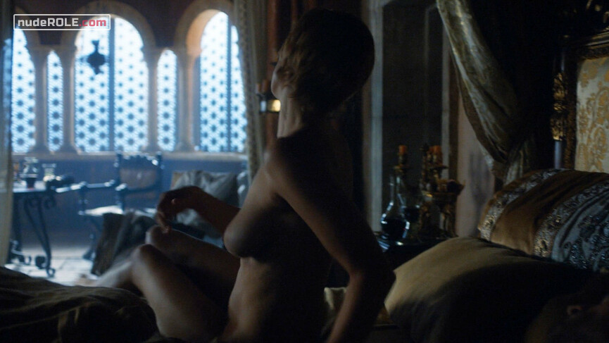 3. Cersei Lannister nude – Game of Thrones s07e03 (2017)