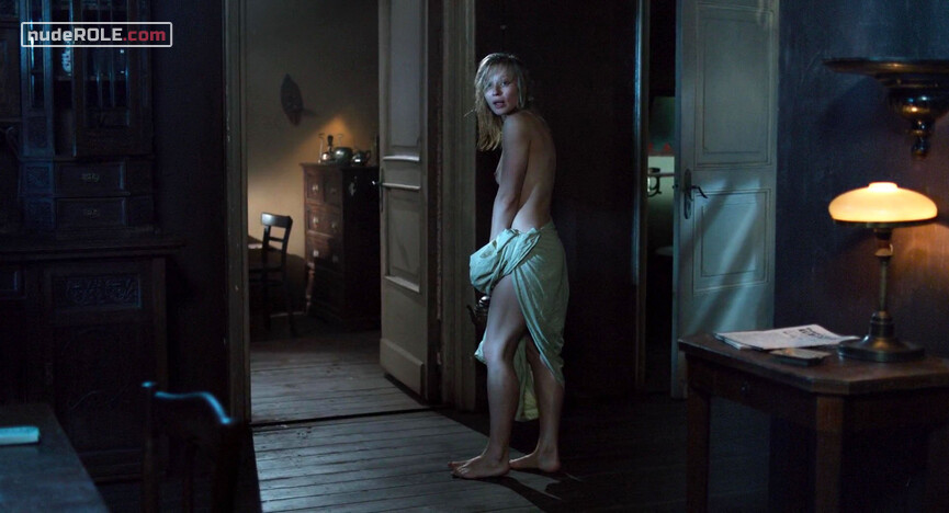 5. Layma nude – Cold Tango (2017)