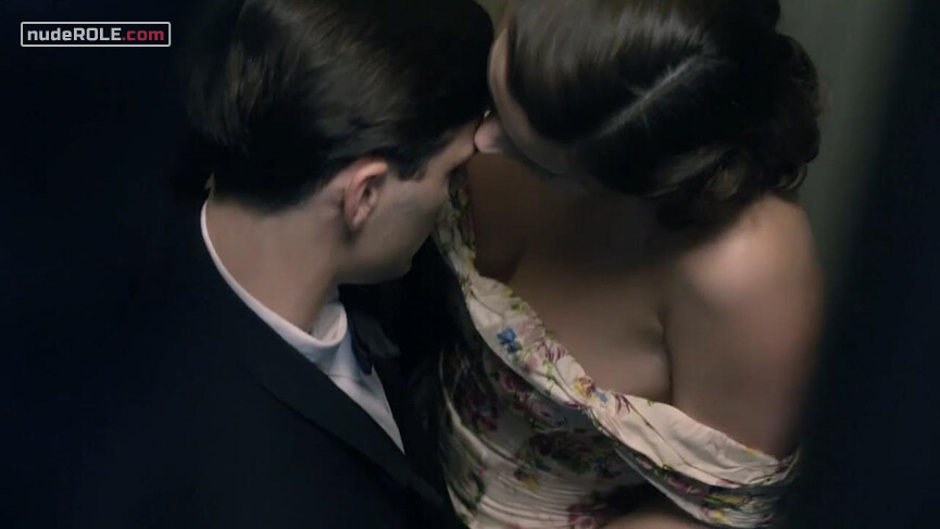 2. Susan Brown nude – Room at the Top s01e01 (2012)