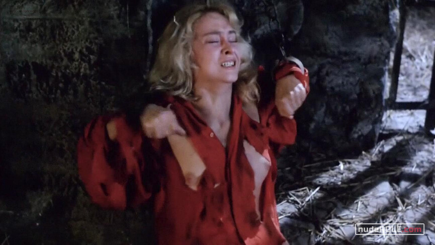 3. Mara nude, Lillian nude – Subspecies (1991)