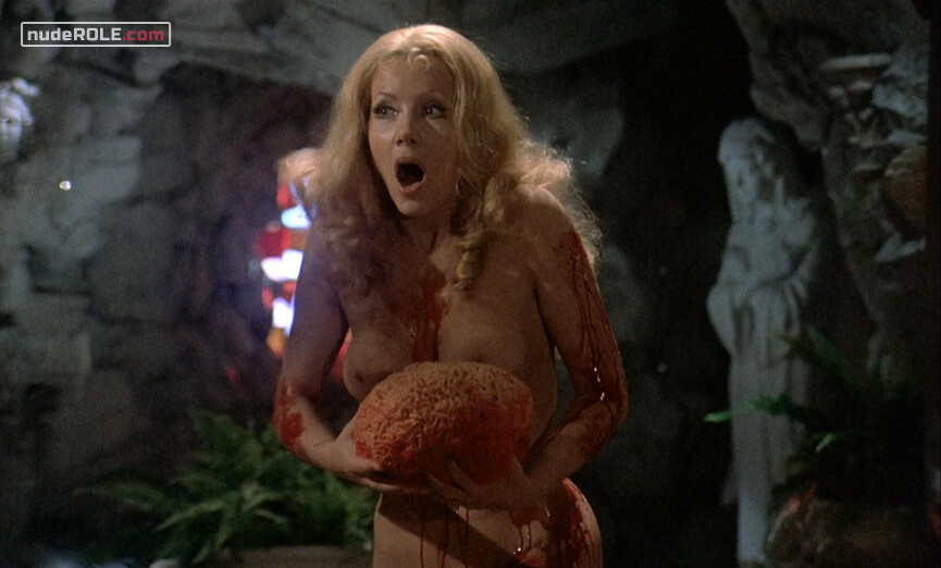 3. Countess Elisabeth nude, Ziza nude – Countess Dracula (1971)