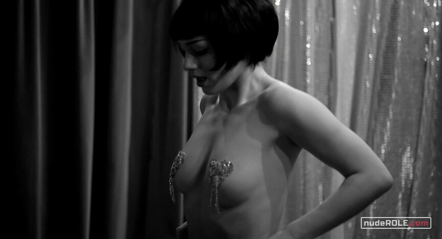 2. Bella nude, Lulu nude, Lottie nude – Lotus Eaters (2013)