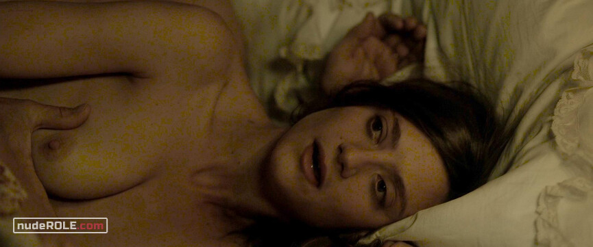 2. Angele nude, the prostitute nude – The Scent of Mandarin (2015)