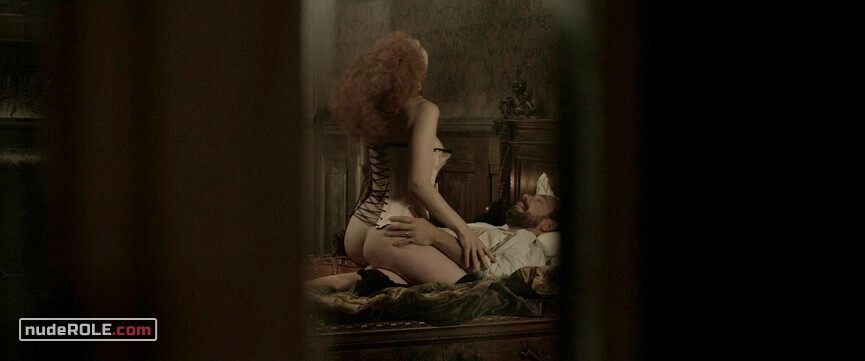 3. Angele nude, the prostitute nude – The Scent of Mandarin (2015)