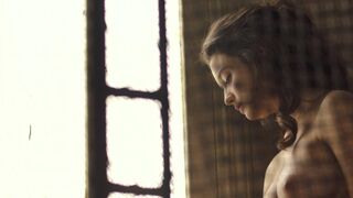 Laura nude – Amar (2017)