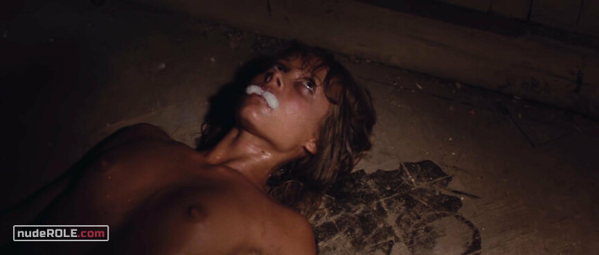 3. Maureen Grayson nude – The Black Cat (1981)