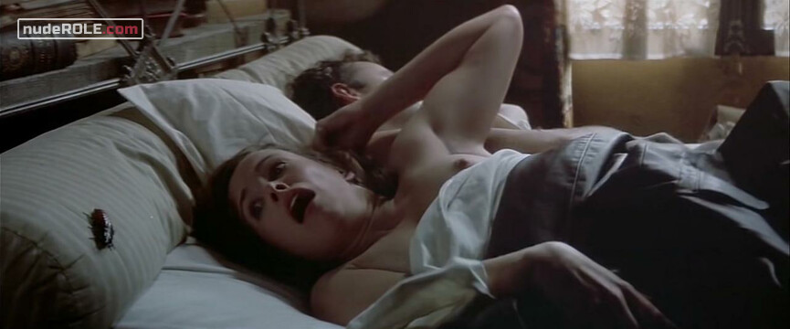 2. Isabel Bradley nude – The Razor's Edge (1984)
