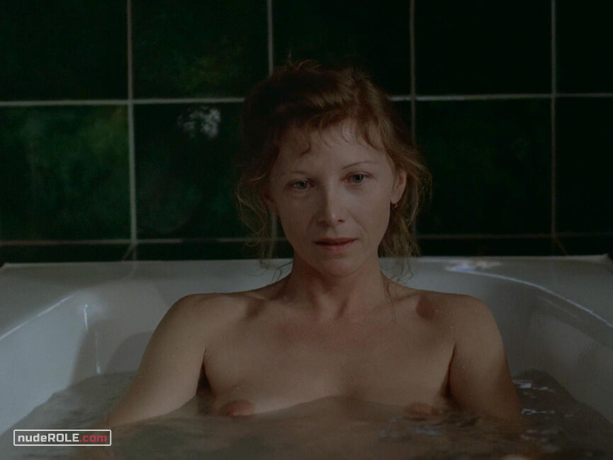 1. La Mère nude – The Book of Mary (1986)