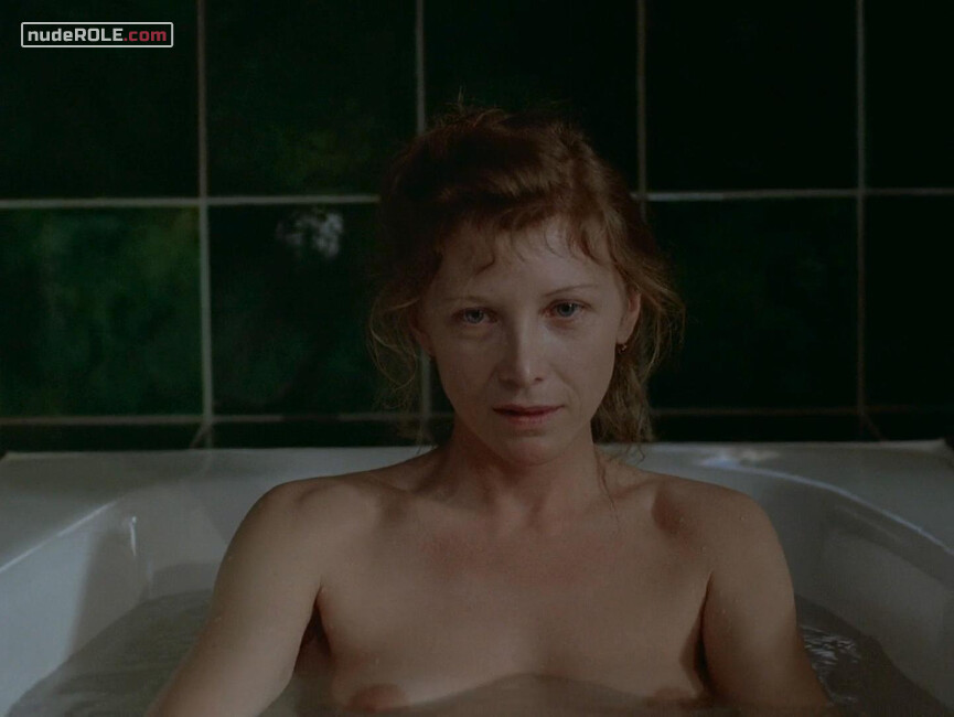 3. La Mère nude – The Book of Mary (1986)