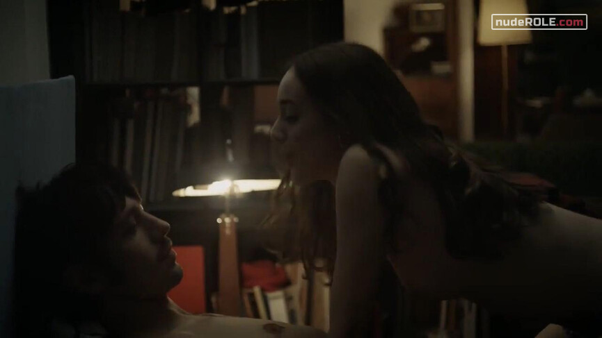 2. Lola nude – I Know Who You Are s01e13 (2017)