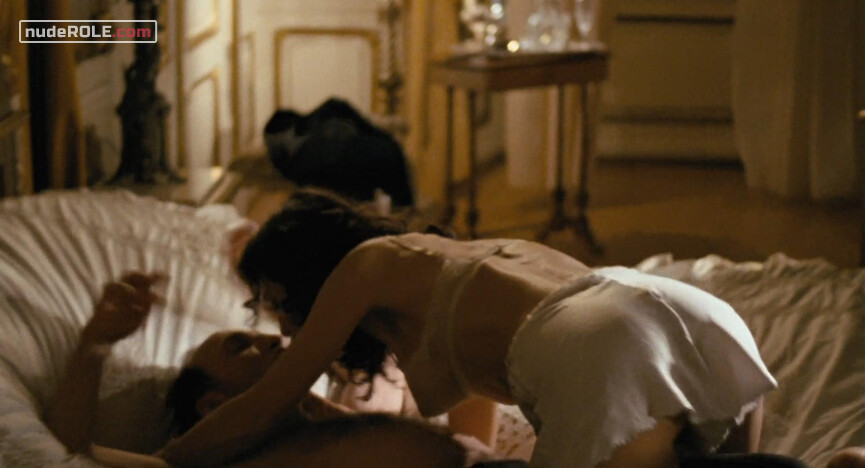 2. Aglaia Löwenstein nude, Girl in Casino sexy – The Counterfeiters (2007) #2