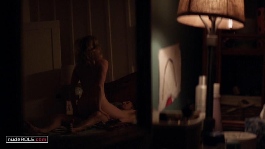 2. Reese nude – Animal Kingdom s02e01 (2017)