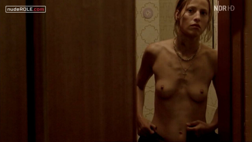 3. Dr. Freya Freytag nude, Linda nude – Scene of the Crime e665 (2007)