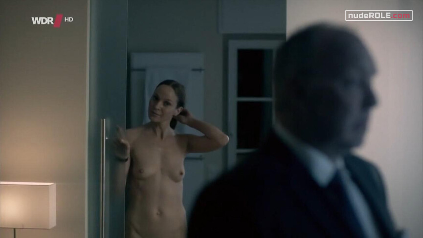 1. Dr. Freya Freytag nude – Scene of the Crime e857 (2012)