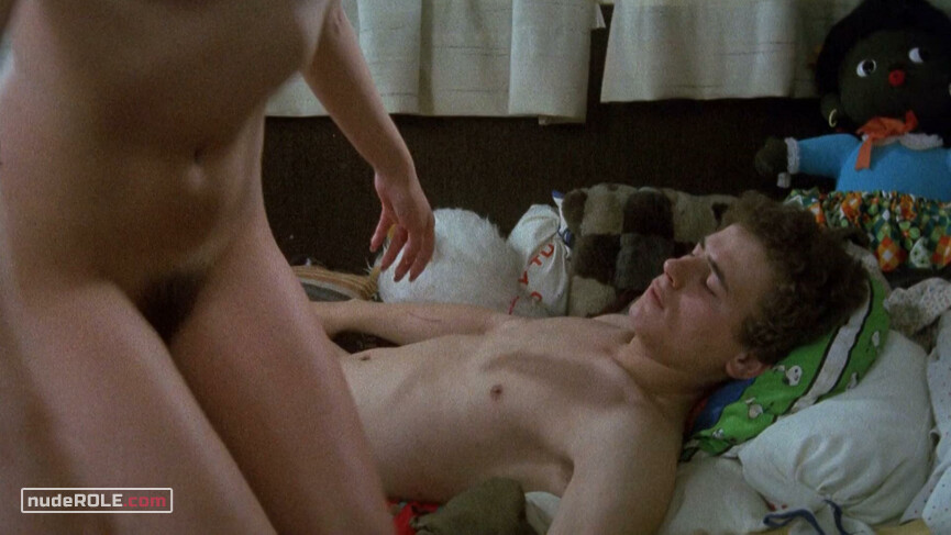 2. Betty (as Lali Espinet) nude – El pico 2 (1984)