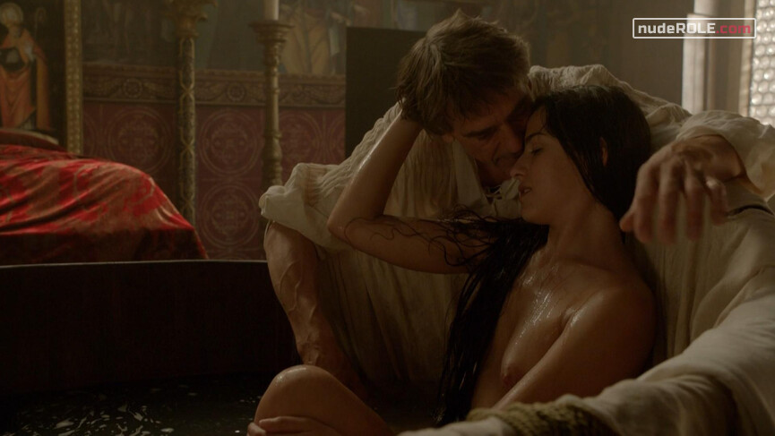 1. Bianca Gonzaga nude – The Borgias s02e01-04 (2012)
