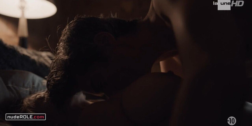 1. Léa Steiner nude – Black Spot s01e04 (2017)