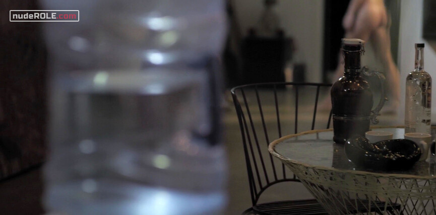 2. Kate Bowman, Beth Bowman nude – Dead Awake (2016)