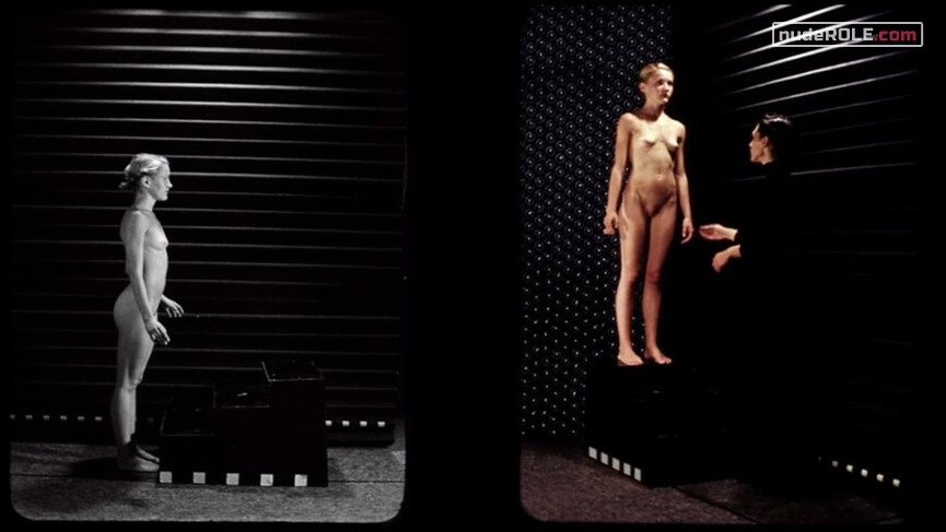 2. Protagonist nude – Secret Machine (2009)